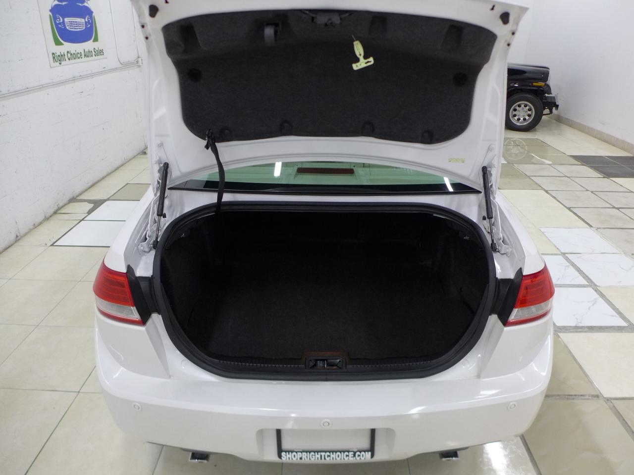 Lincoln MKZ FWD 2011