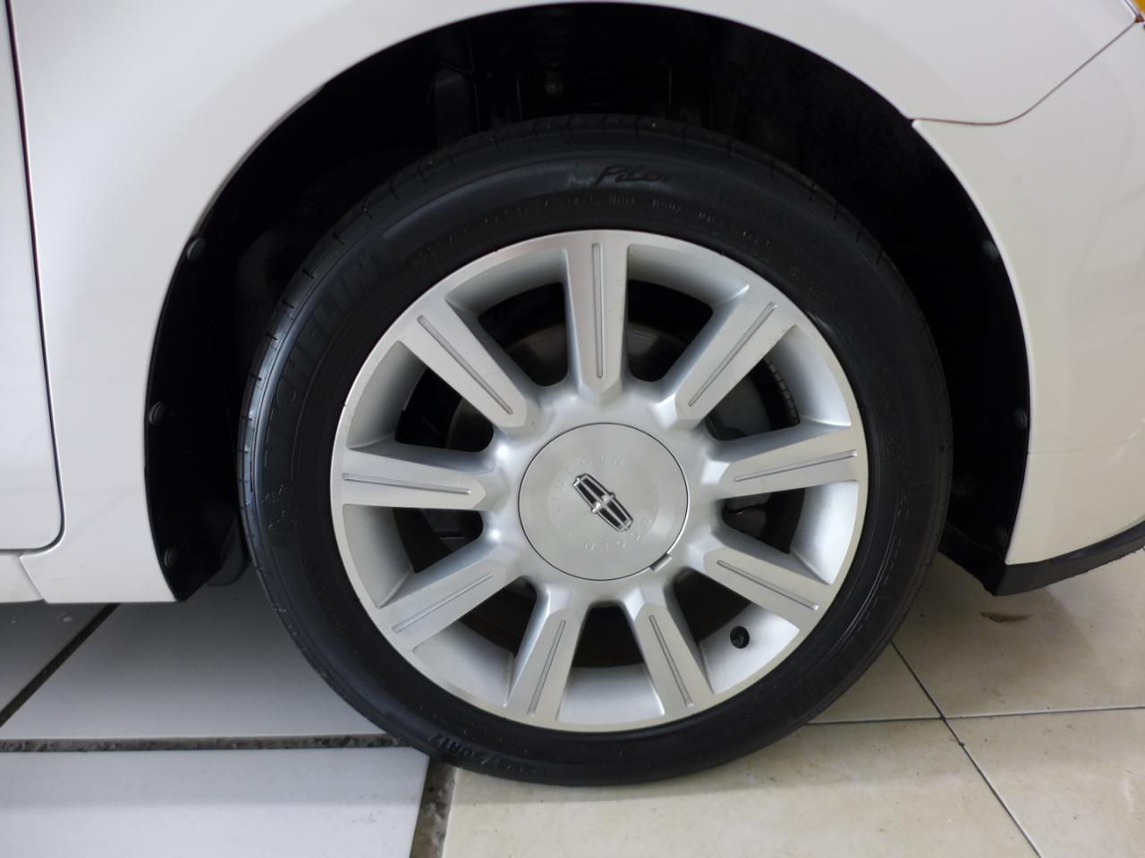 Lincoln MKZ FWD 2011