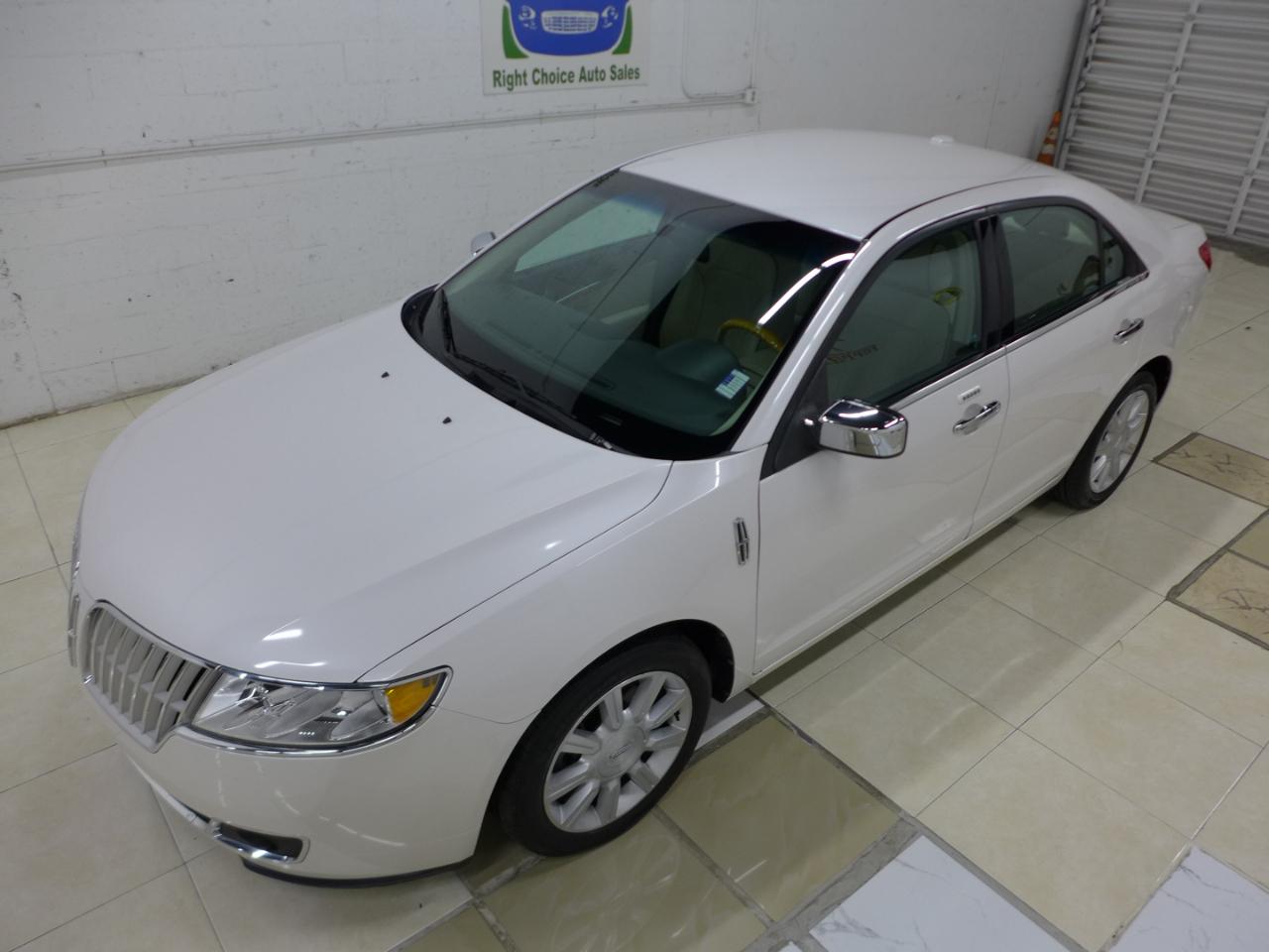 Lincoln MKZ FWD 2011