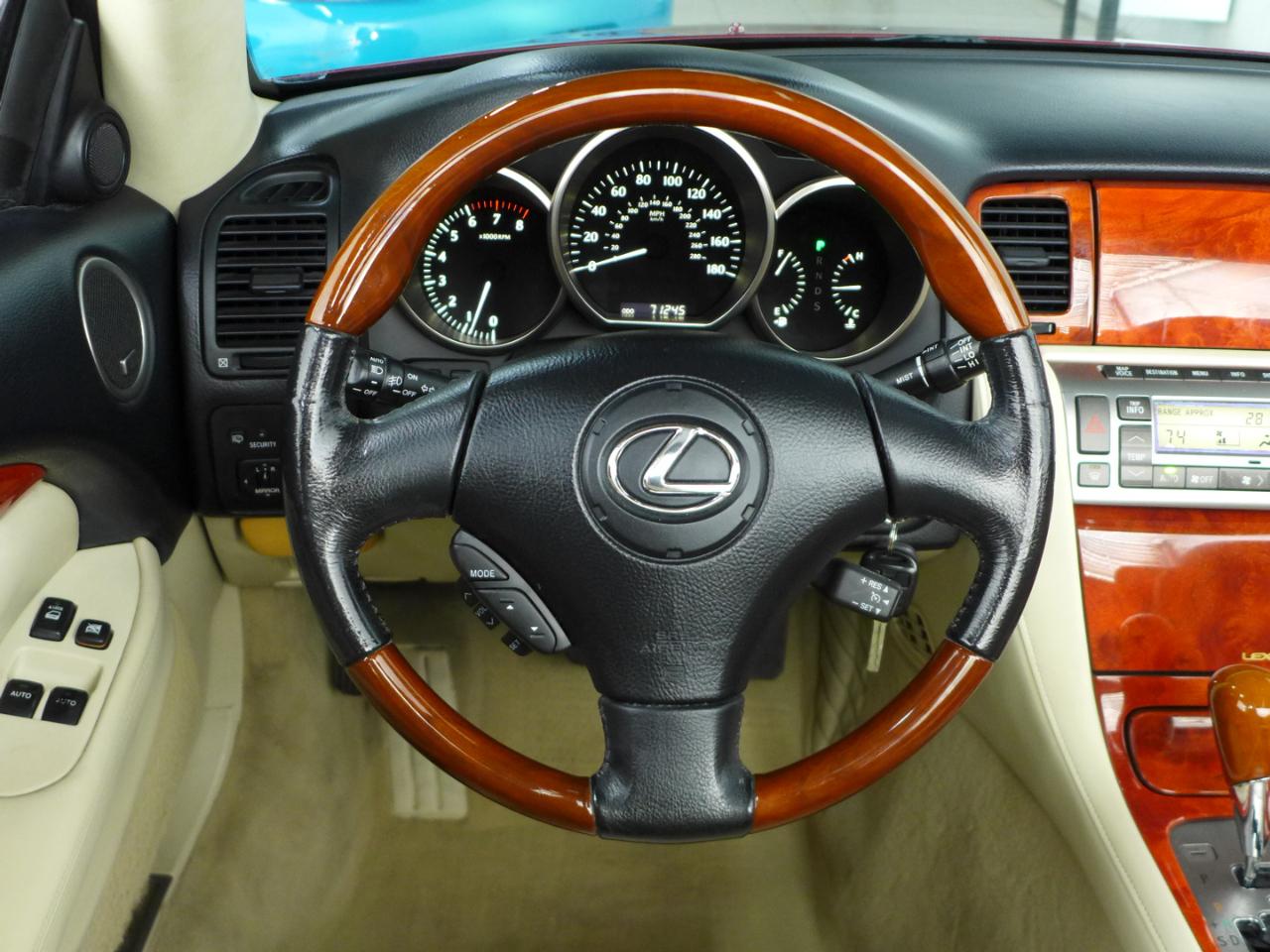 Lexus SC 430 Convertible 2006