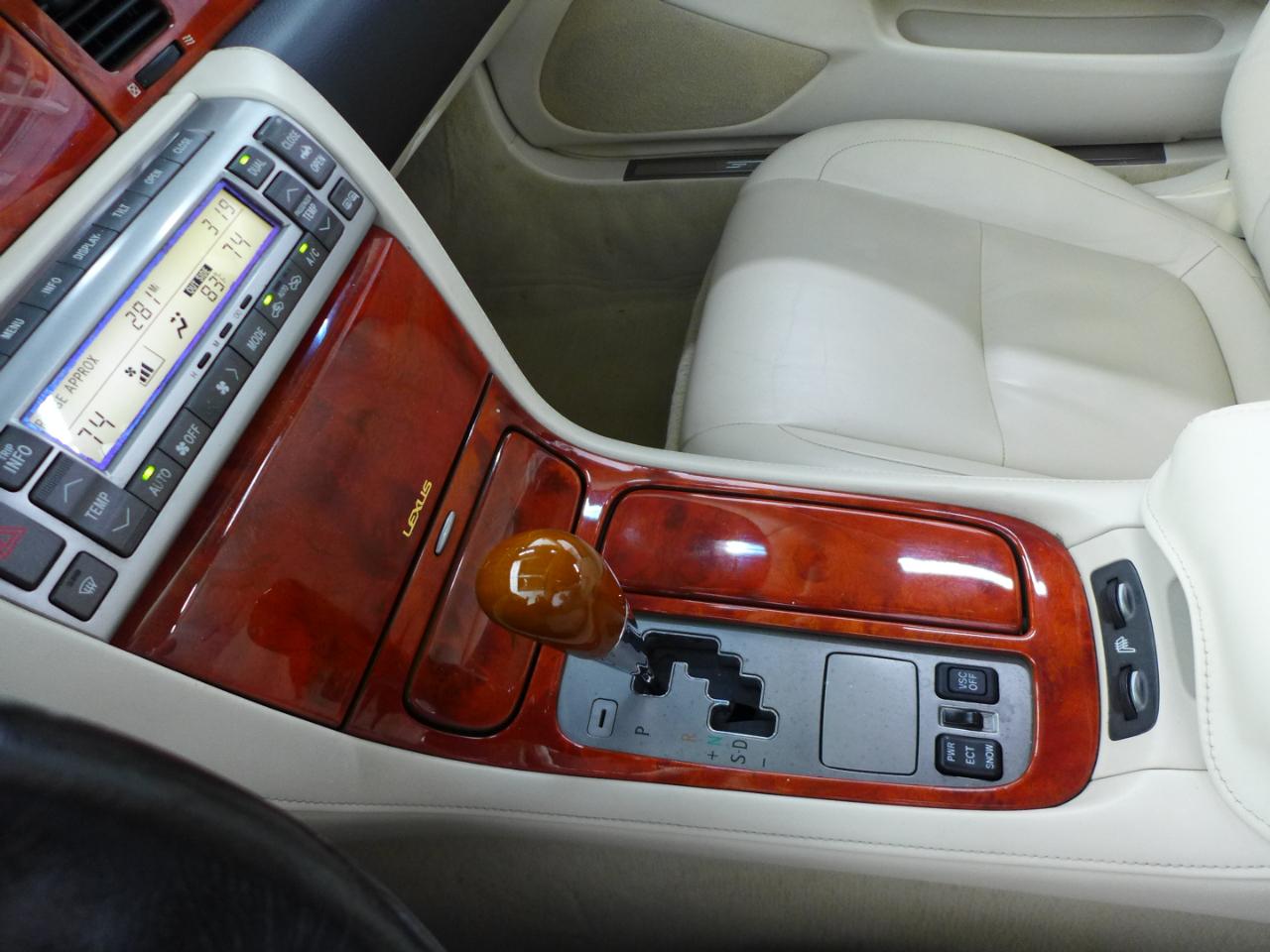 Lexus SC 430 Convertible 2006