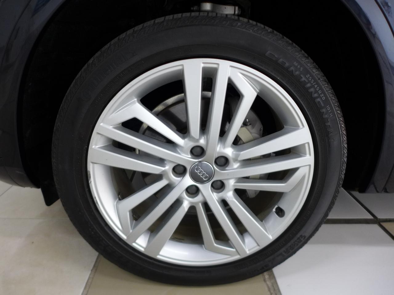 Audi Q5 2.0T Premium Plus quattro 2018