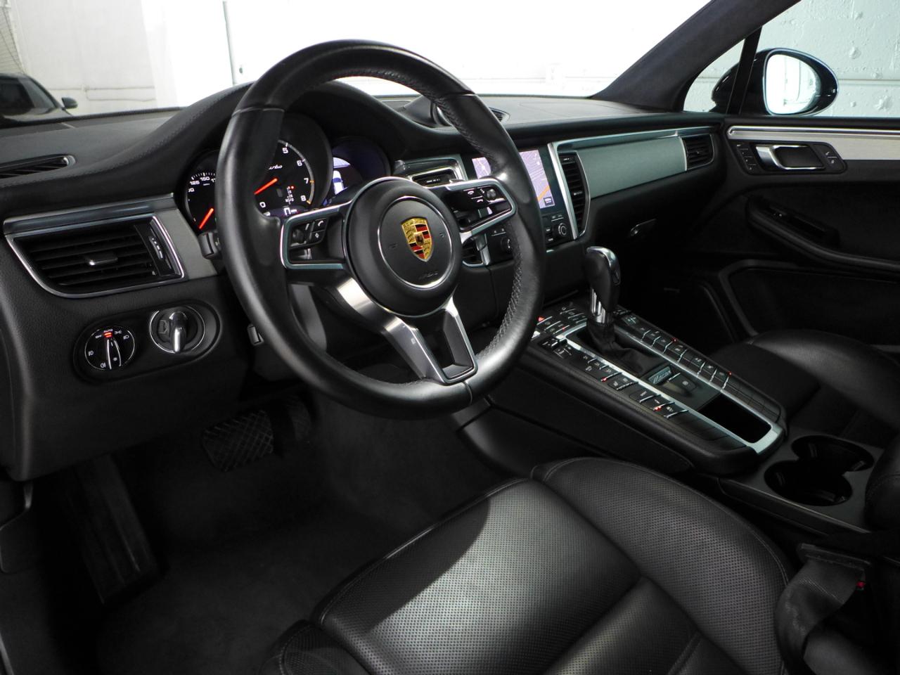 Porsche Macan Turbo 2017