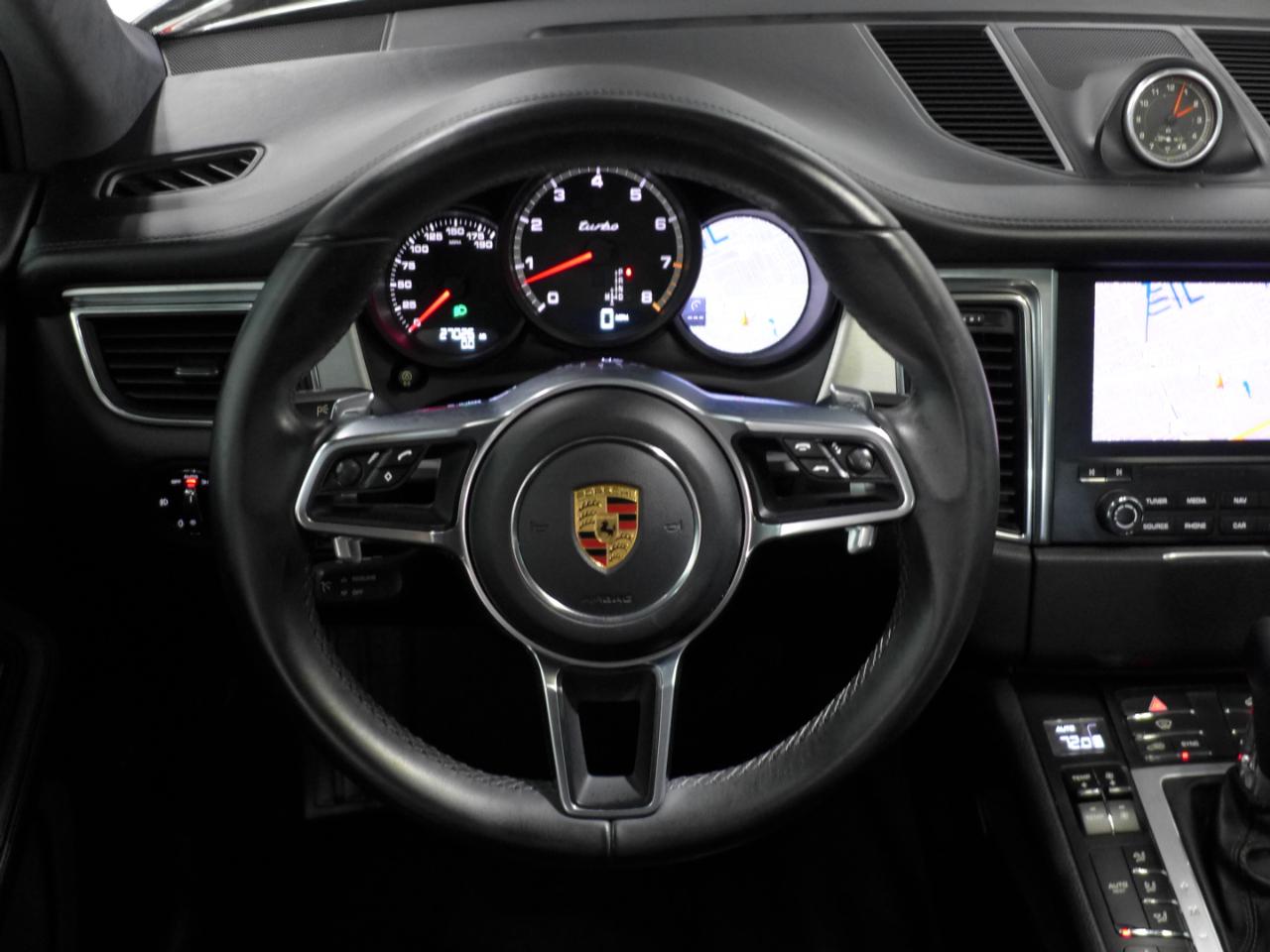 Porsche Macan Turbo 2017