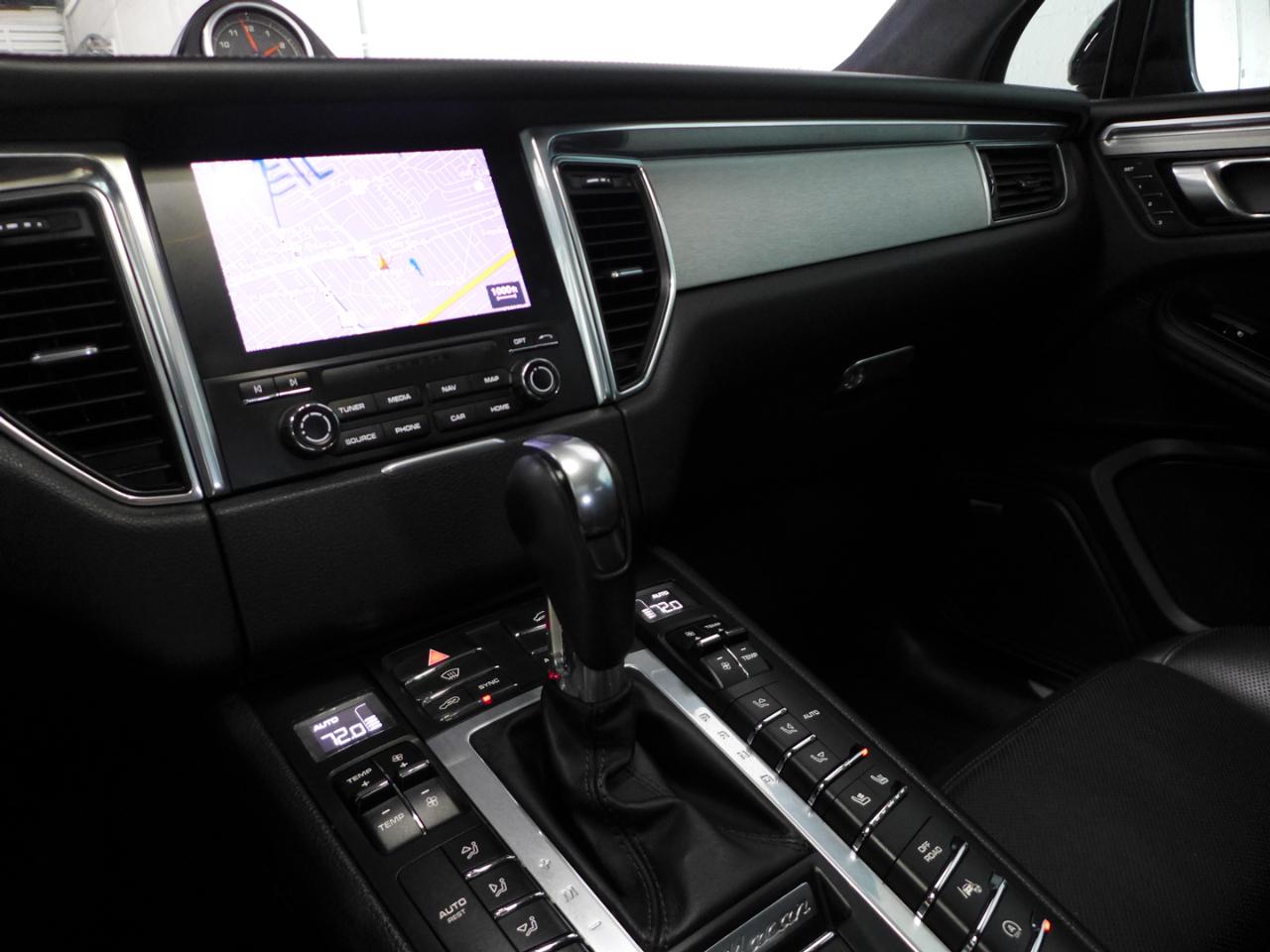 Porsche Macan Turbo 2017