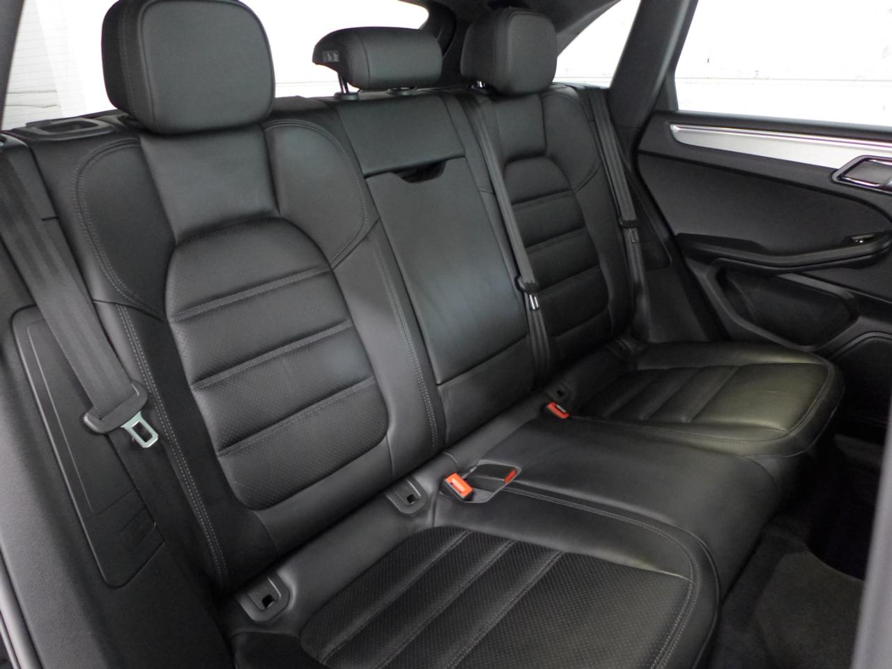 Porsche Macan Turbo 2017