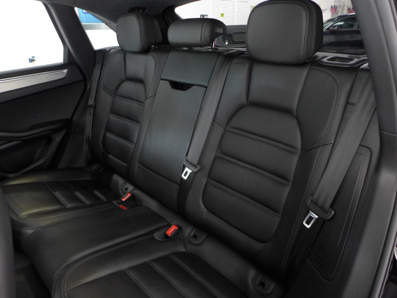 Porsche Macan Turbo 2017