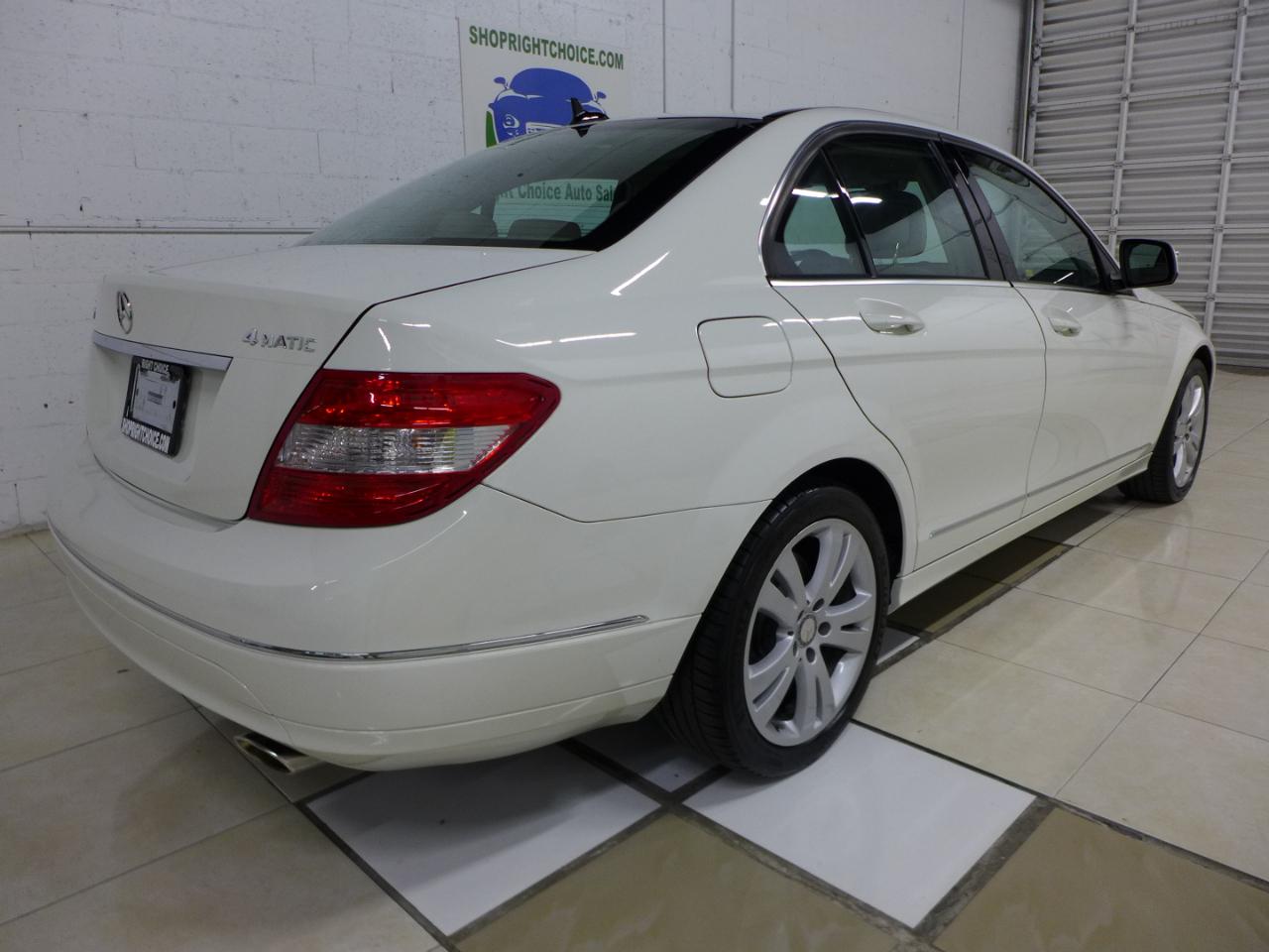Mercedes-Benz C-Class C300 4MATIC Luxury Sedan 2009