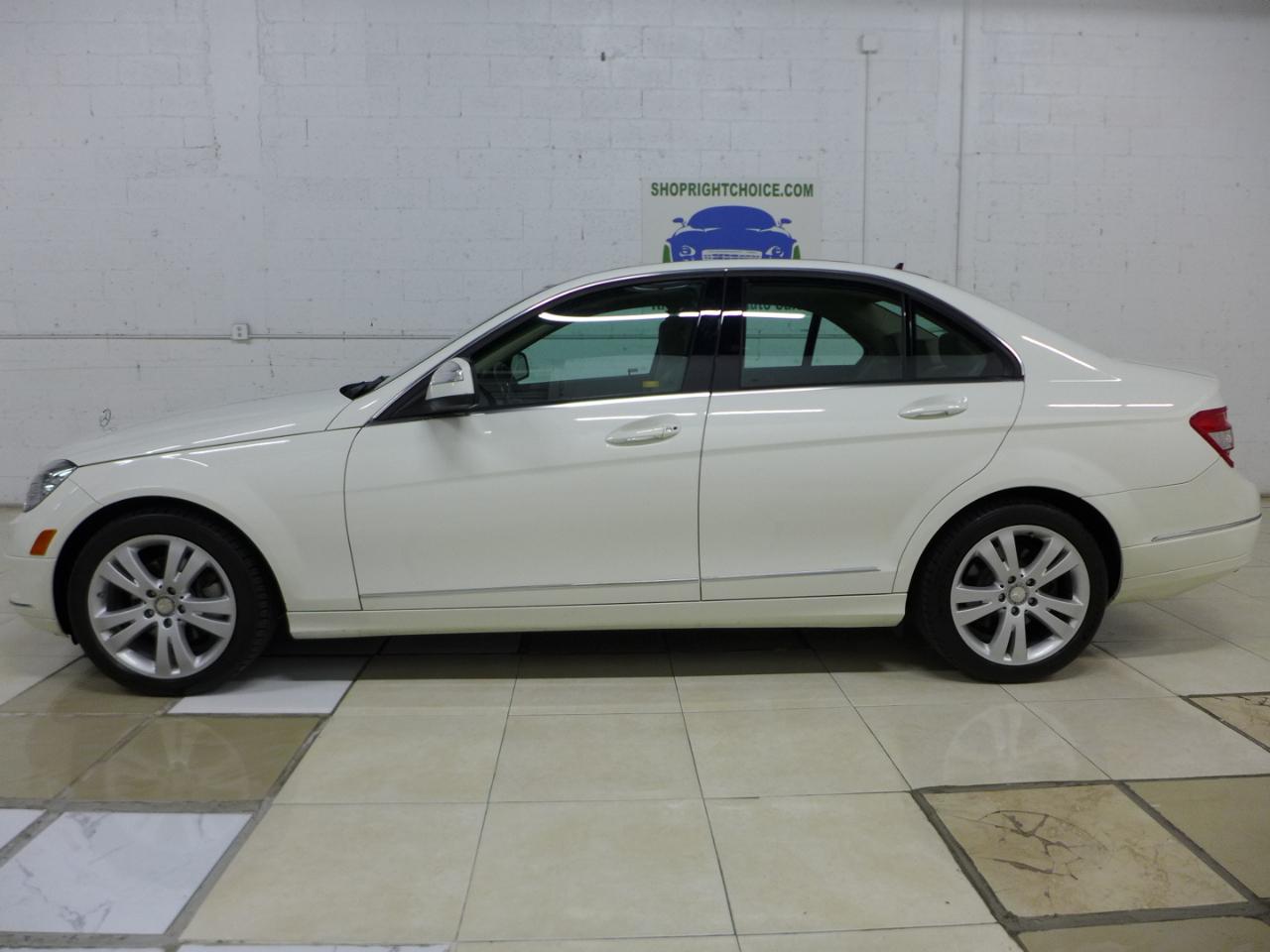 Mercedes-Benz C-Class C300 4MATIC Luxury Sedan 2009