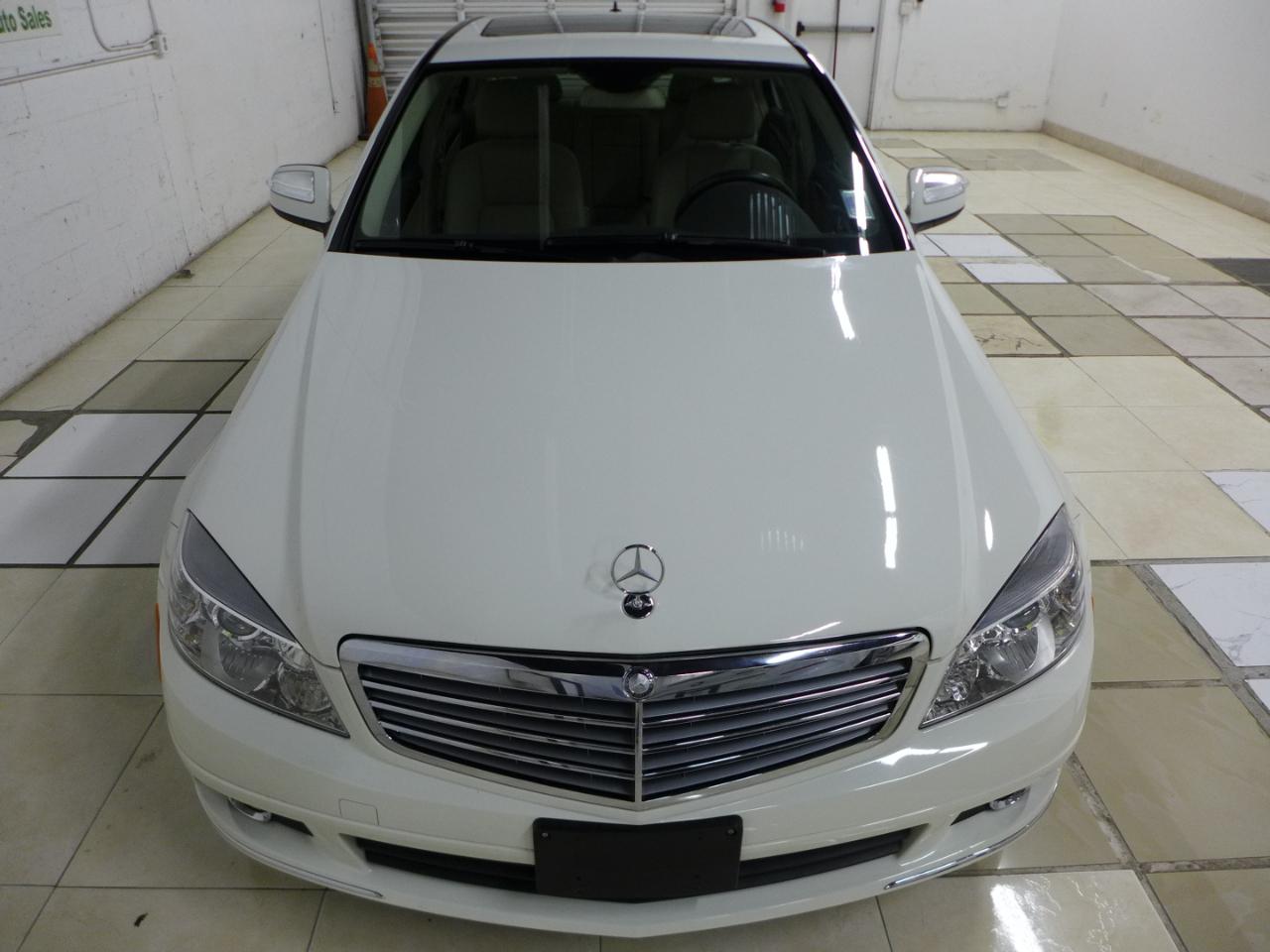 Mercedes-Benz C-Class C300 4MATIC Luxury Sedan 2009
