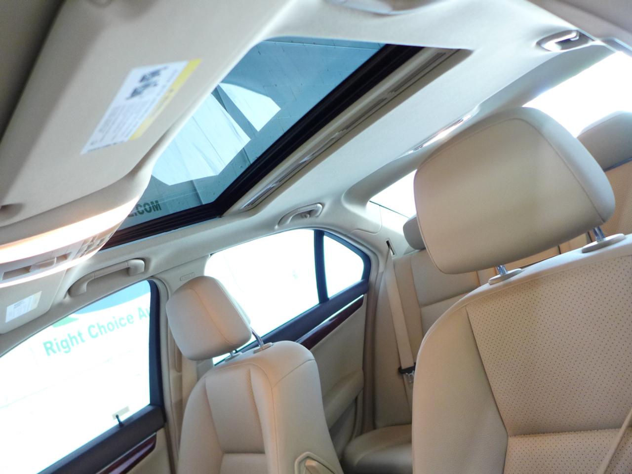 Mercedes-Benz C-Class C300 4MATIC Luxury Sedan 2009