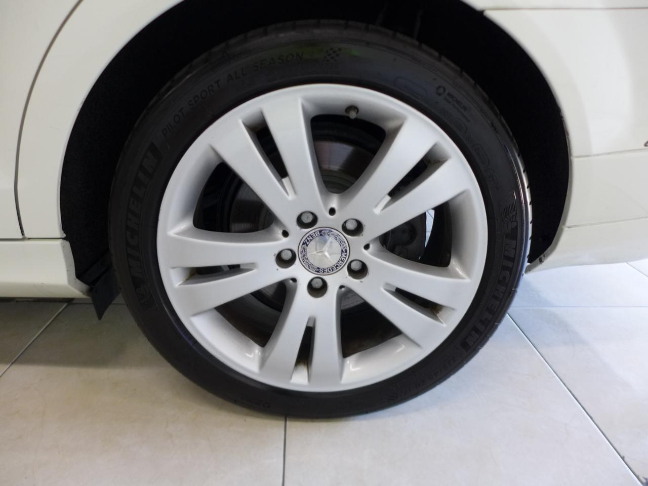 Mercedes-Benz C-Class C300 4MATIC Luxury Sedan 2009