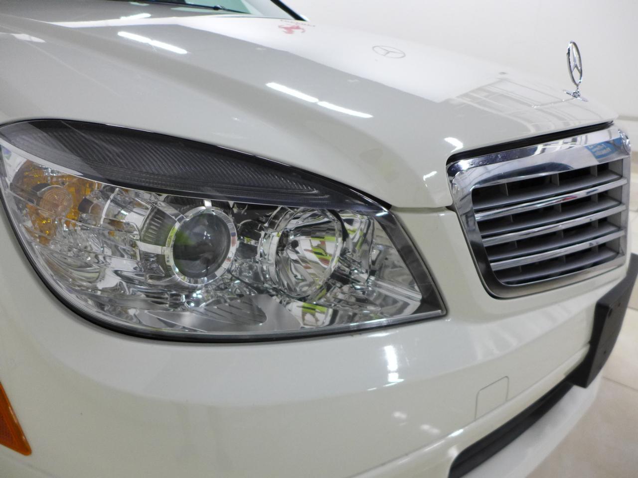 Mercedes-Benz C-Class C300 4MATIC Luxury Sedan 2009