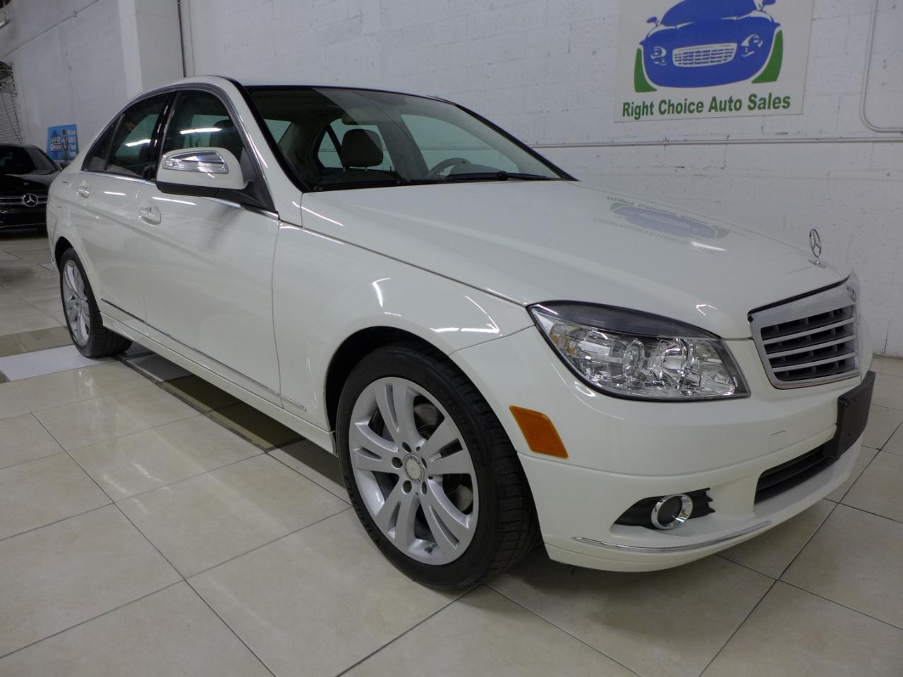 Mercedes-Benz C-Class C300 4MATIC Luxury Sedan 2009