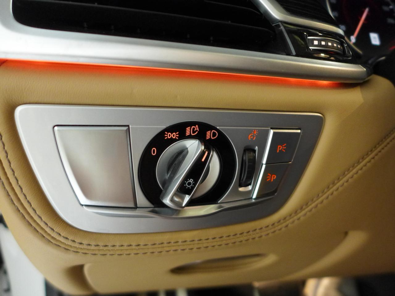 BMW 7-Series M760i xDrive 2019