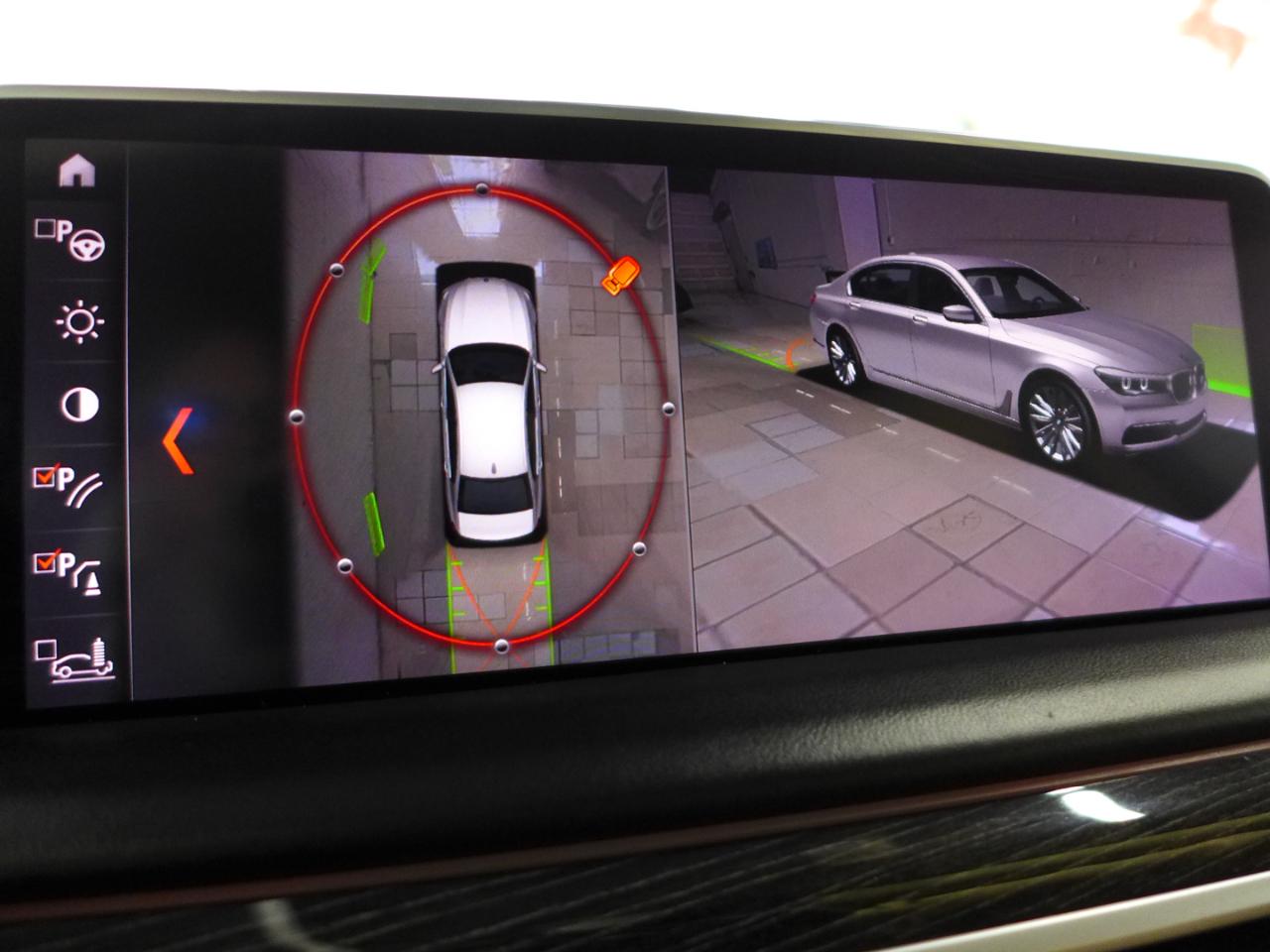 BMW 7-Series M760i xDrive 2019
