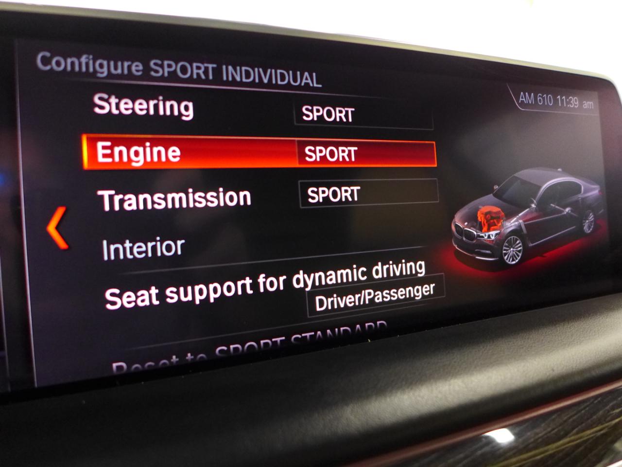 BMW 7-Series M760i xDrive 2019