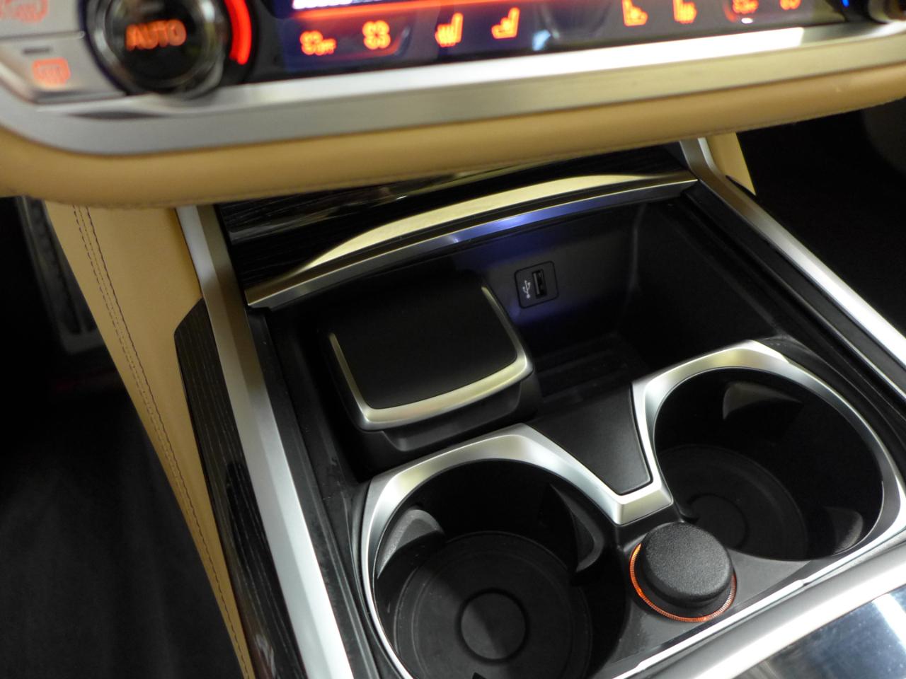 BMW 7-Series M760i xDrive 2019