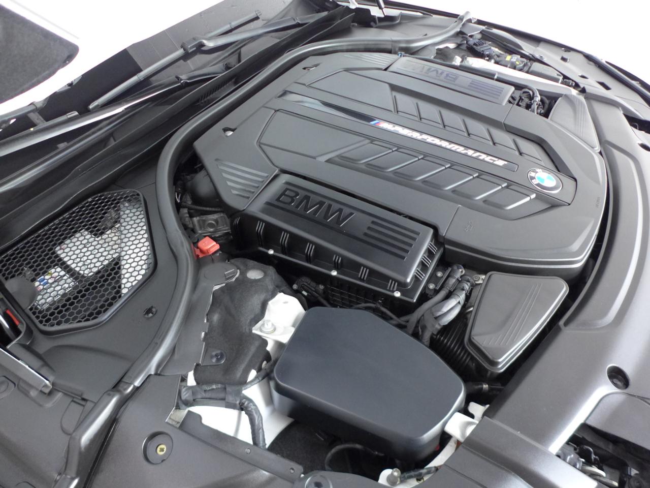 BMW 7-Series M760i xDrive 2019