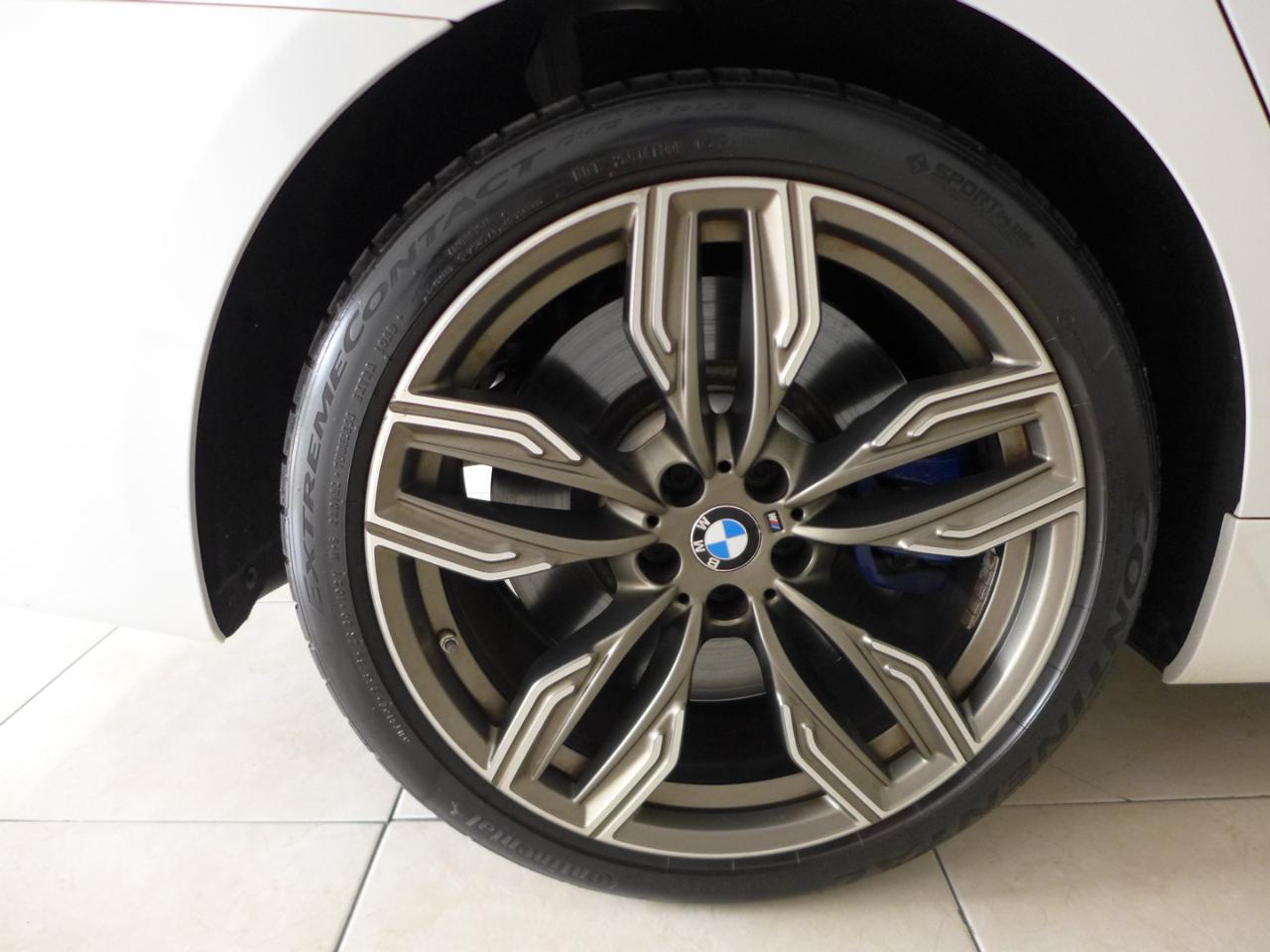 BMW 7-Series M760i xDrive 2019