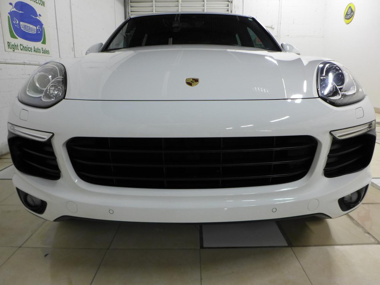 Porsche Cayenne Platinum Edition AWD 2017