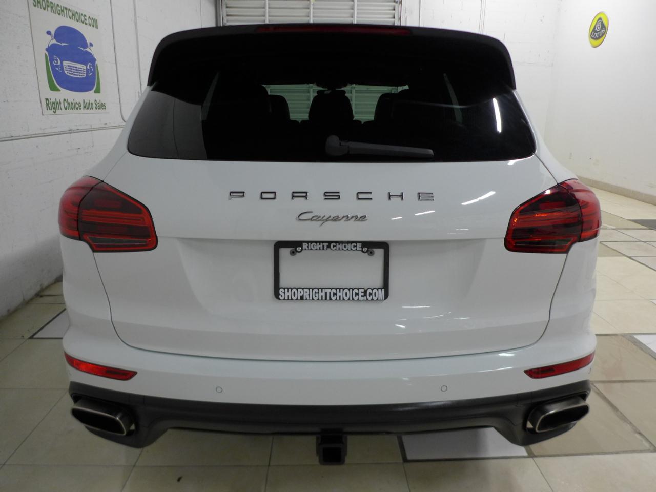 Porsche Cayenne Platinum Edition AWD 2017