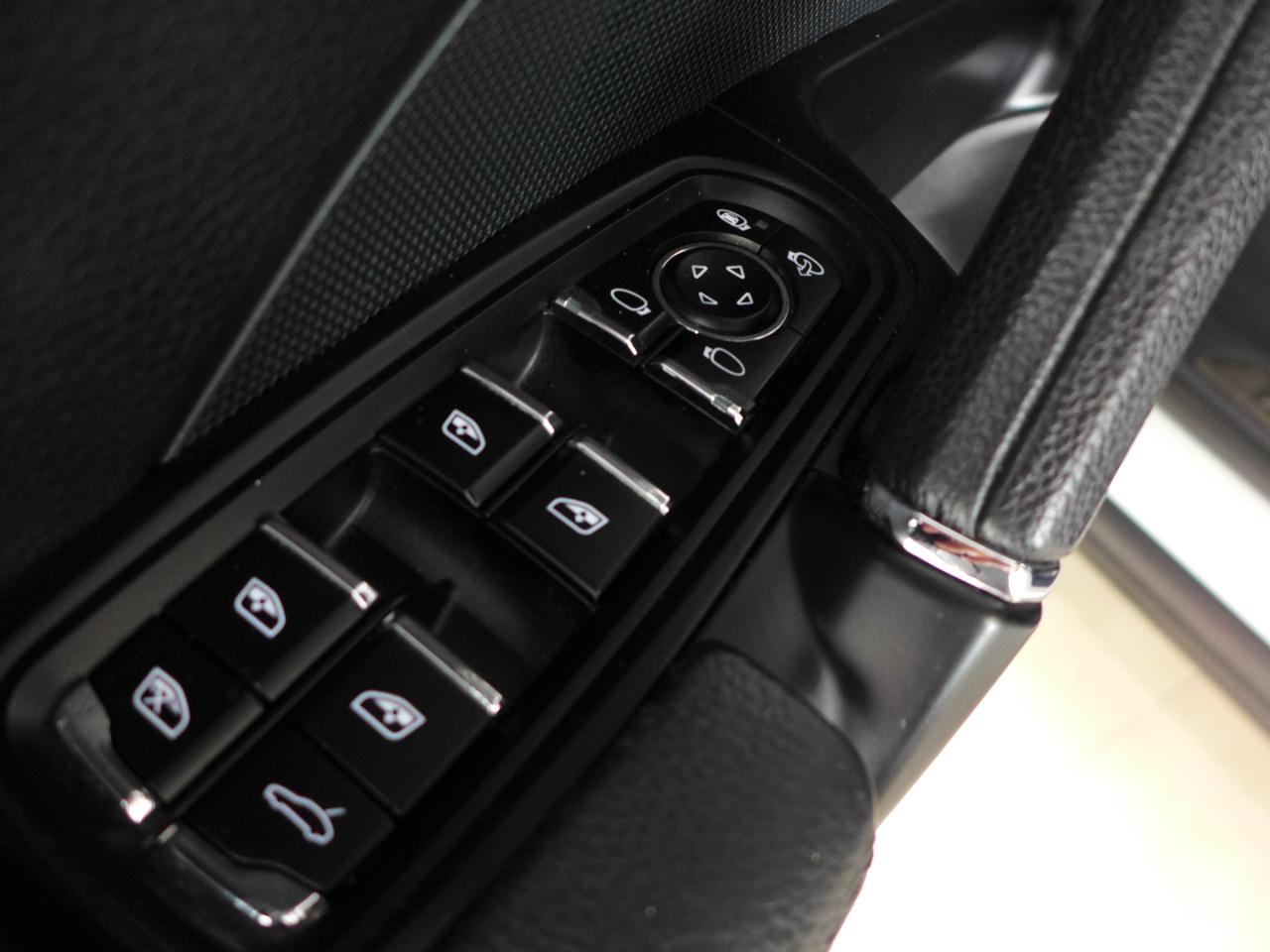 Porsche Cayenne Platinum Edition AWD 2017