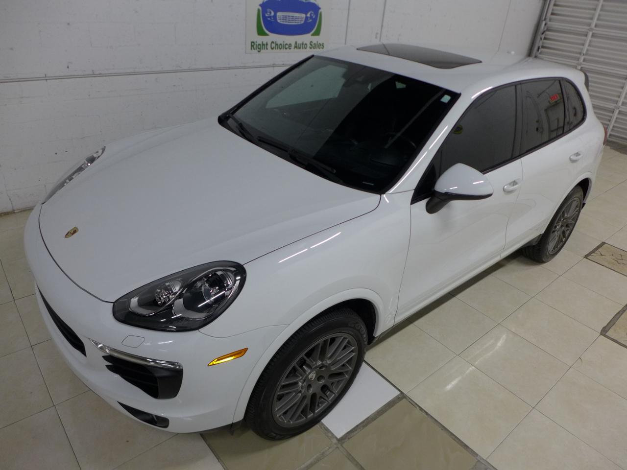 Porsche Cayenne Platinum Edition AWD 2017