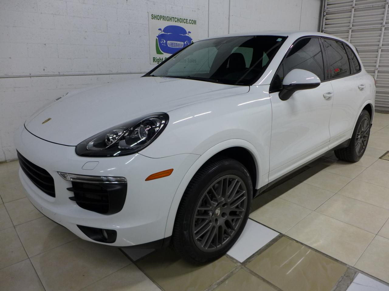 Porsche Cayenne Platinum Edition AWD 2017