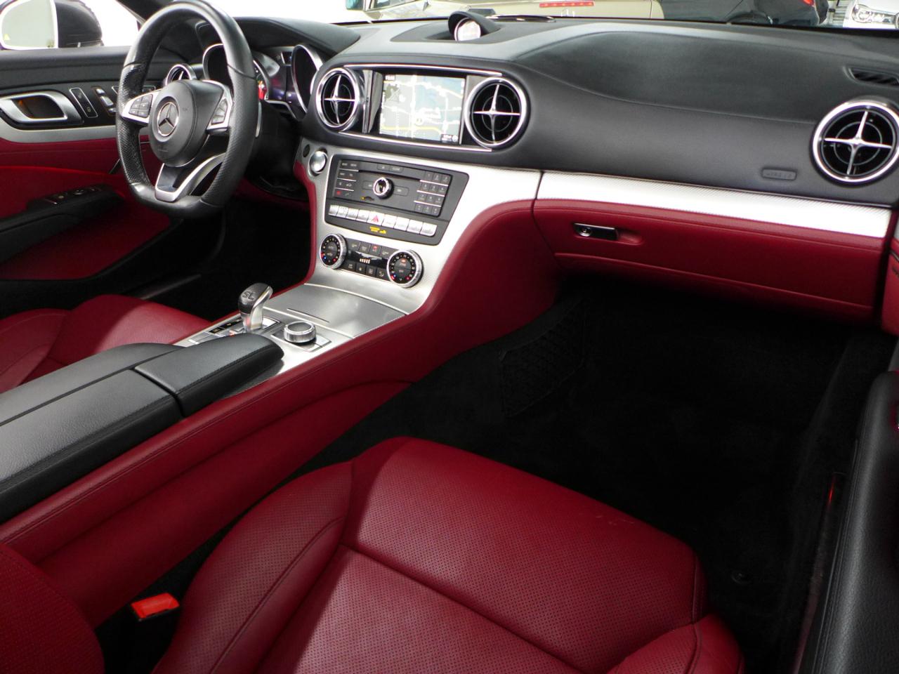 Mercedes-Benz SL-Class SL550 2017