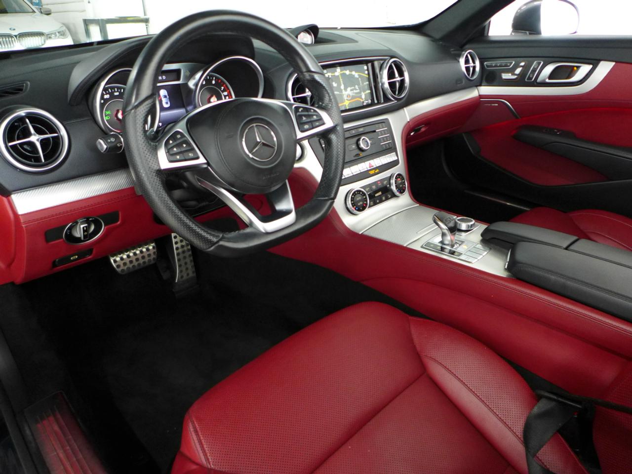 Mercedes-Benz SL-Class SL550 2017