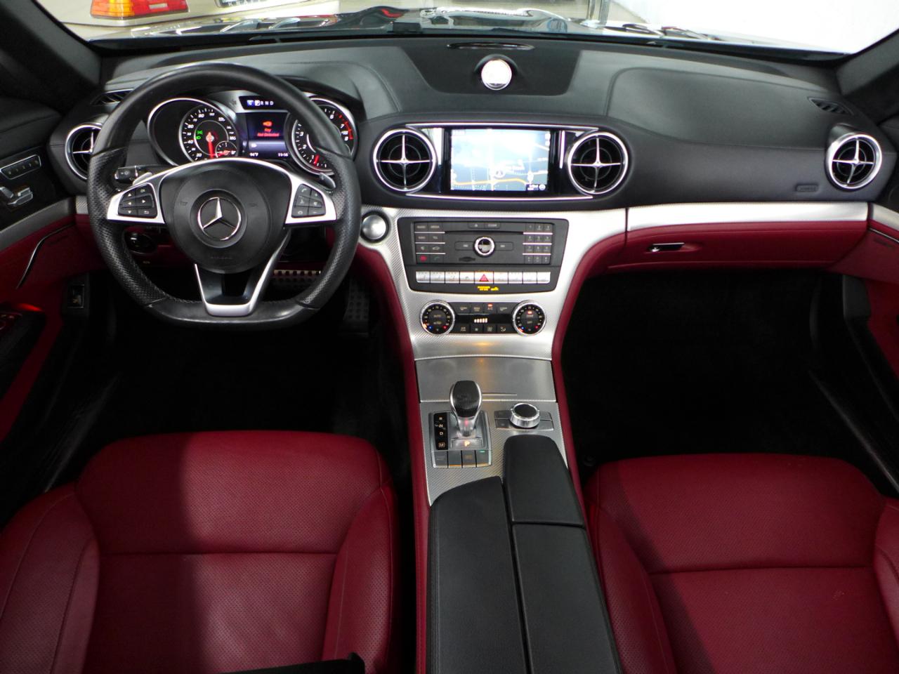 Mercedes-Benz SL-Class SL550 2017