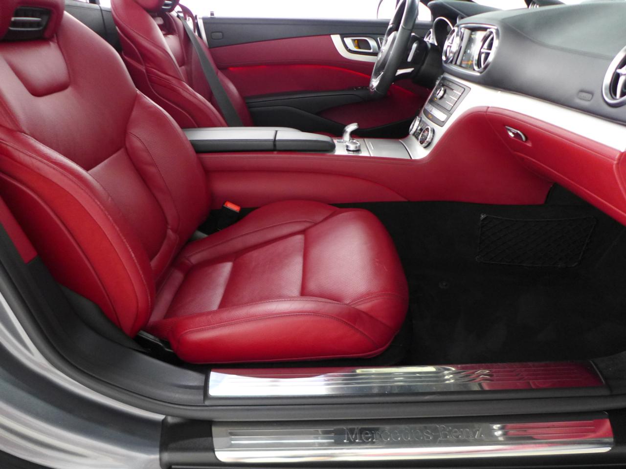Mercedes-Benz SL-Class SL550 2017