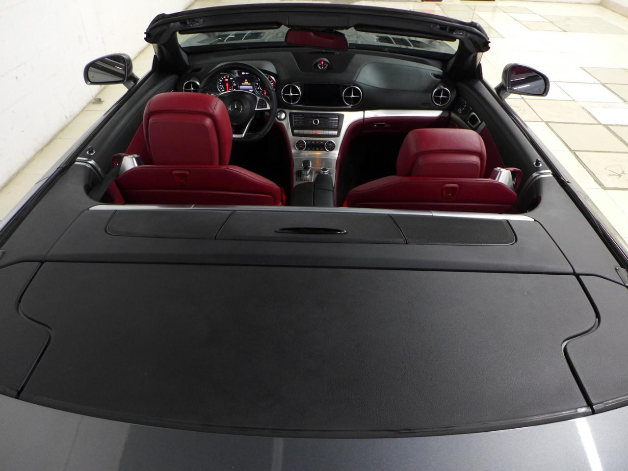 Mercedes-Benz SL-Class SL550 2017