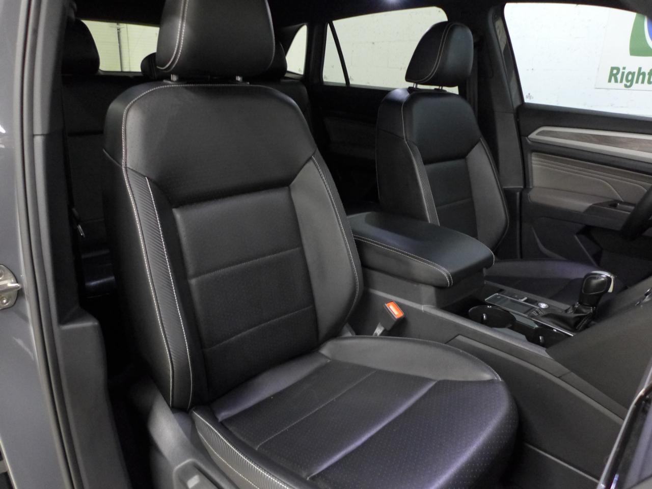 2022 Volkswagen Atlas Cross Sport SE w/Tech - Photo 45