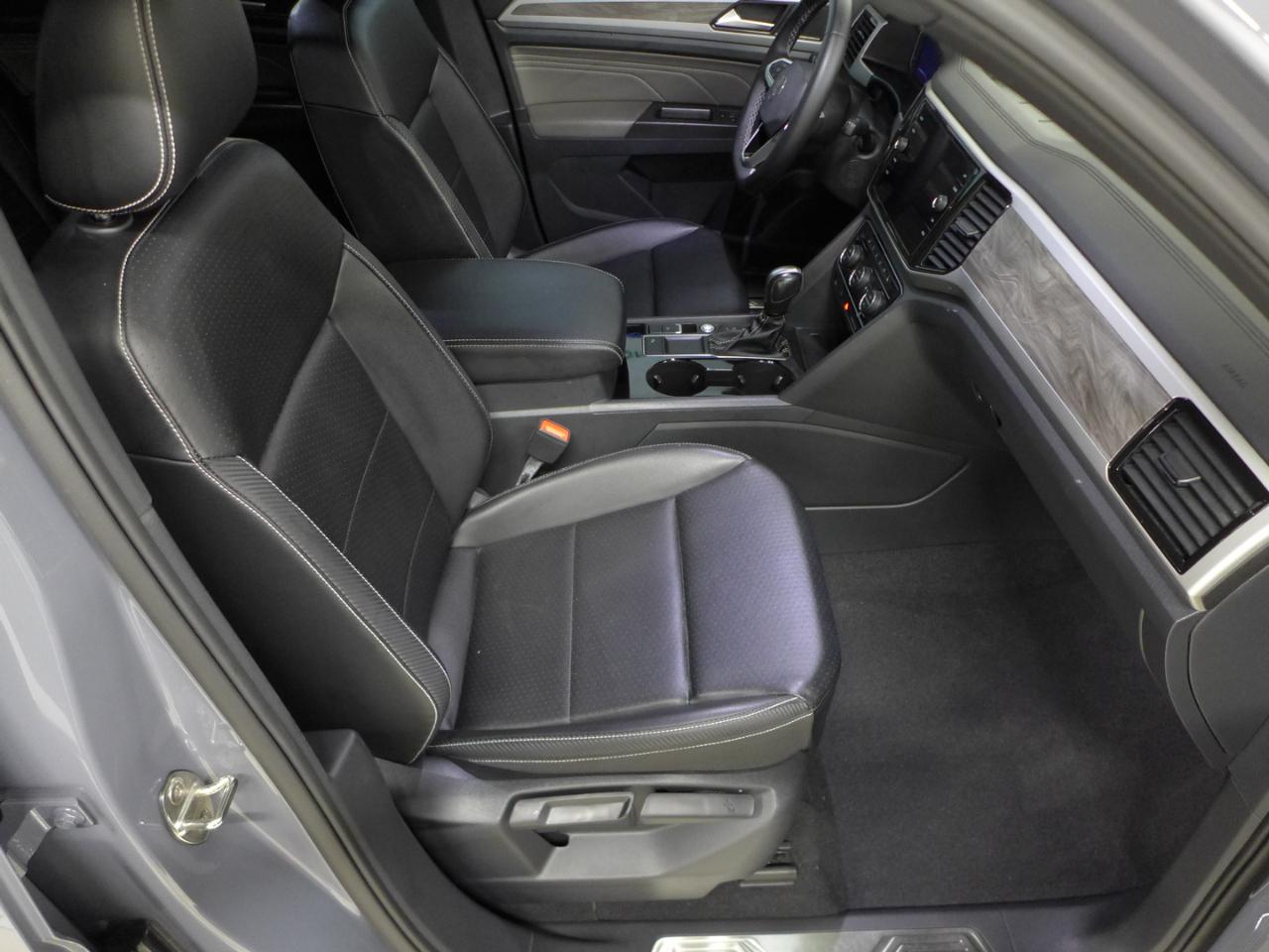 2022 Volkswagen Atlas Cross Sport SE w/Tech - Photo 46