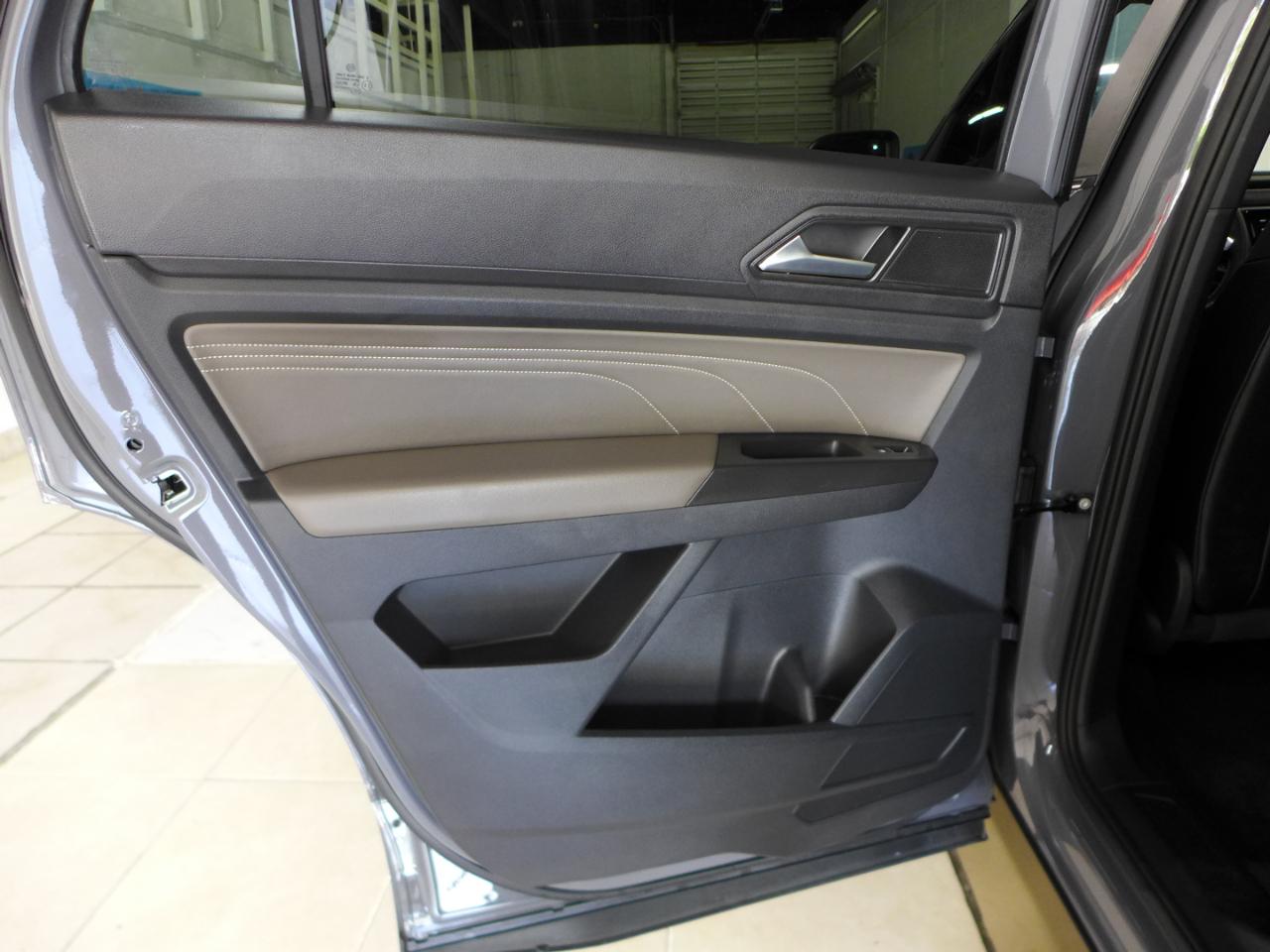 2022 Volkswagen Atlas Cross Sport SE w/Tech - Photo 68