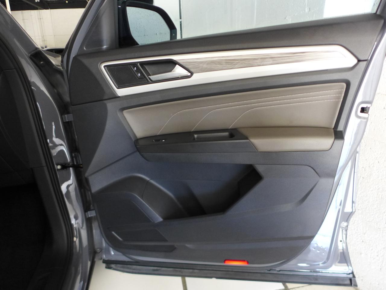 2022 Volkswagen Atlas Cross Sport SE w/Tech - Photo 70
