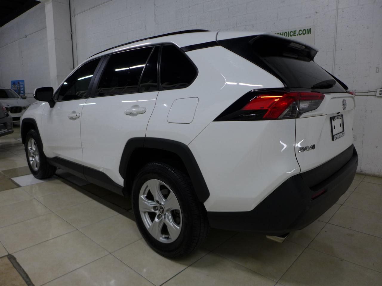 Toyota RAV4 XLE 2021