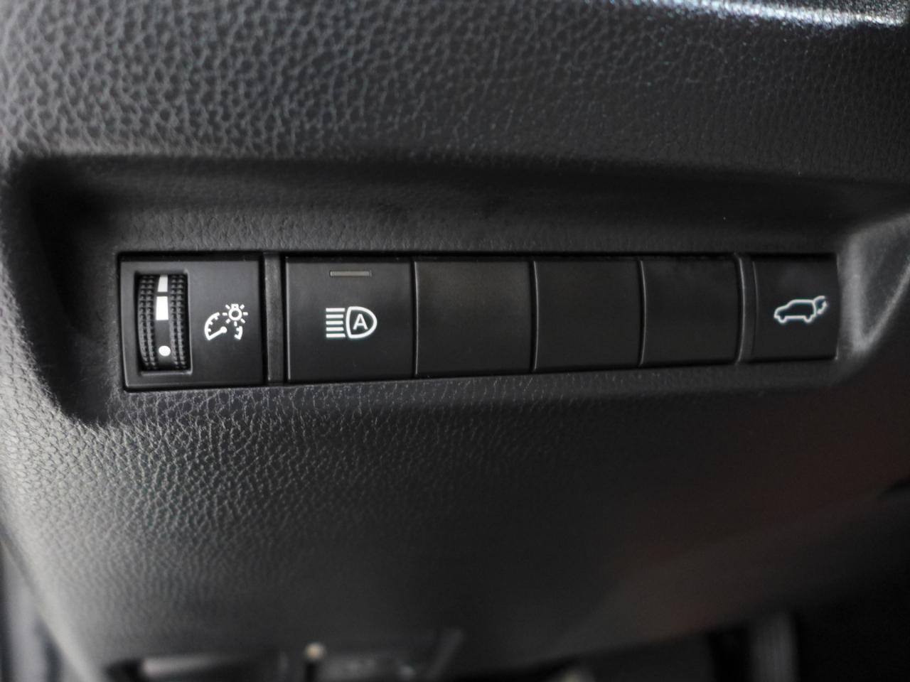 Toyota RAV4 XLE 2021