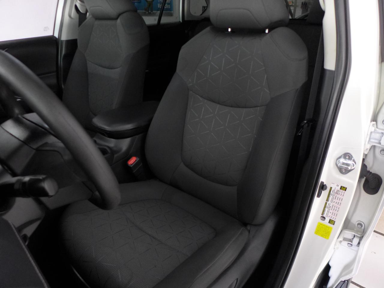Toyota RAV4 XLE 2021