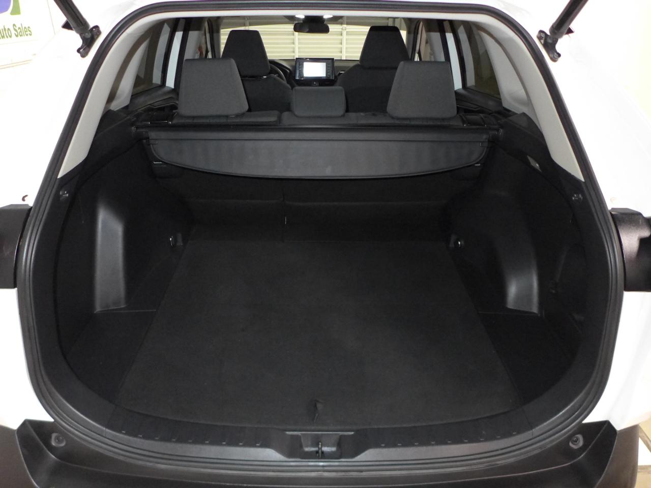 Toyota RAV4 XLE 2021