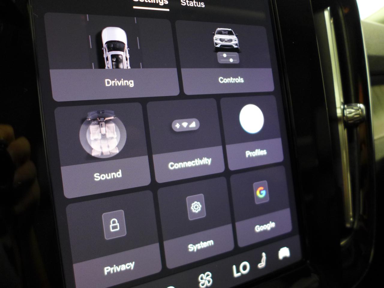 2023 Volvo XC40 Ultimate - Photo 30