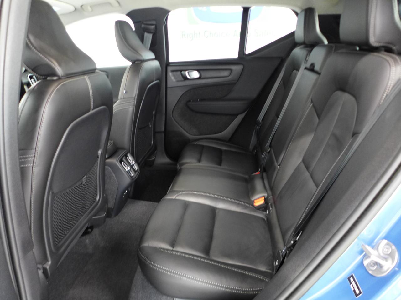 2023 Volvo XC40 Ultimate - Photo 52