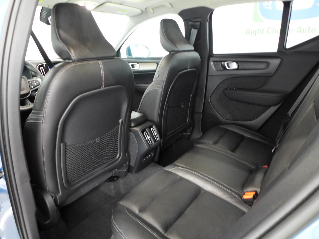 2023 Volvo XC40 Ultimate - Photo 53