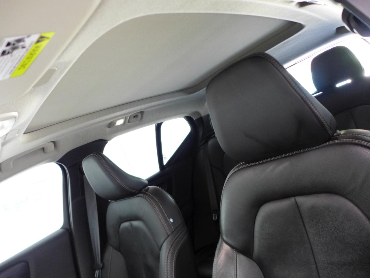 2023 Volvo XC40 Ultimate - Photo 60