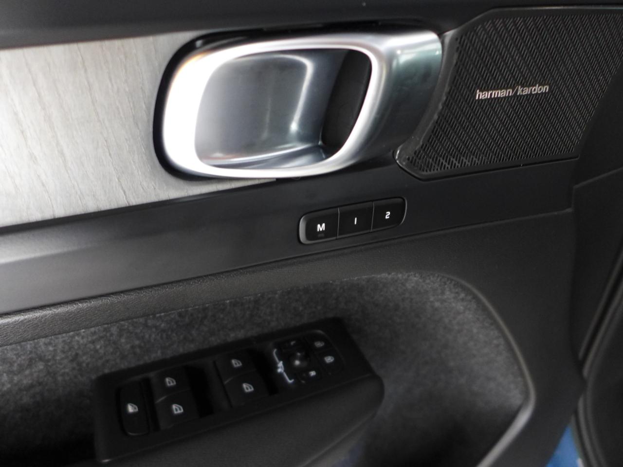 2023 Volvo XC40 Ultimate - Photo 70