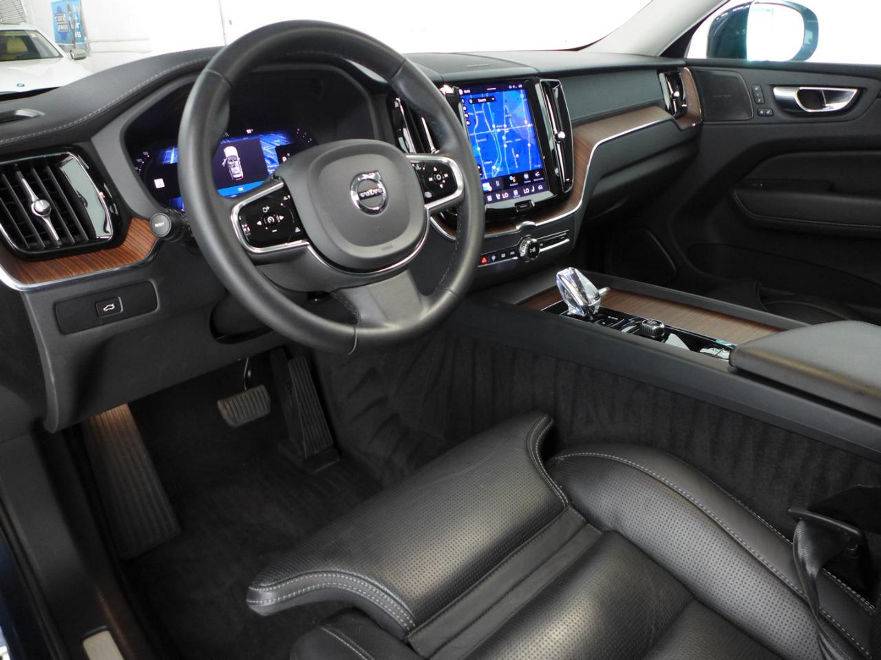 Volvo XC60 B5 Ultimate Bright 2023