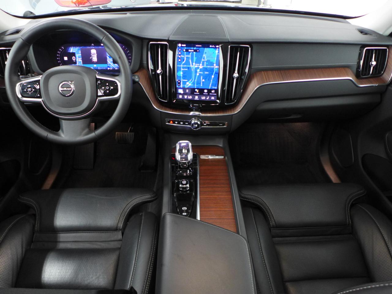 Volvo XC60 B5 Ultimate Bright 2023