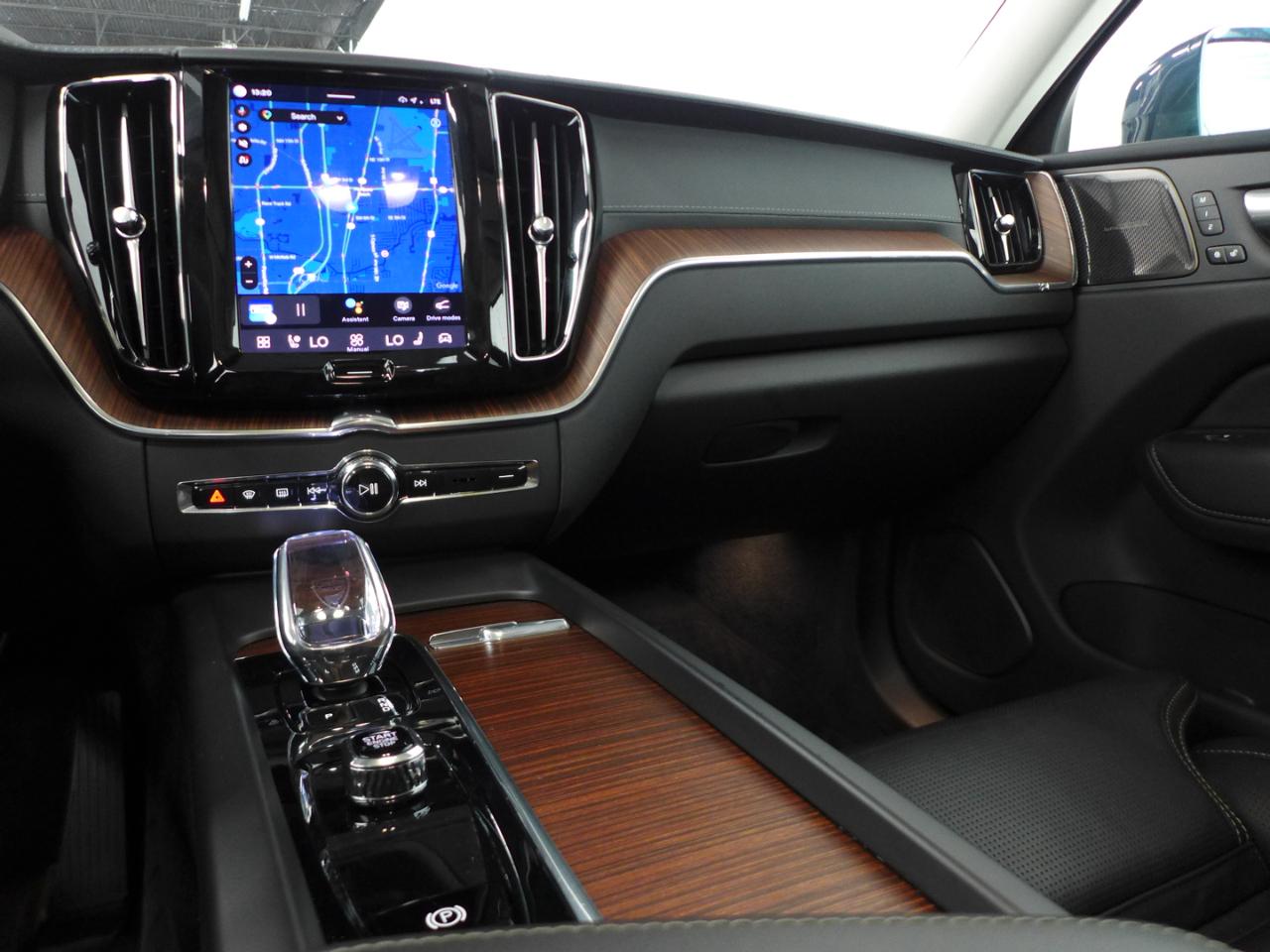 Volvo XC60 B5 Ultimate Bright 2023